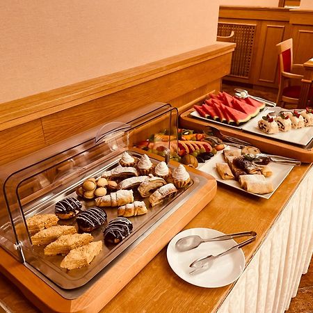 Hotel Askania ปราก ภายนอก รูปภาพ